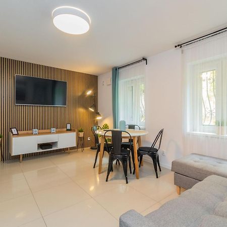 Apartament W Sopocie W Przyziemiu By Grand Apartments Σόποτ Εξωτερικό φωτογραφία